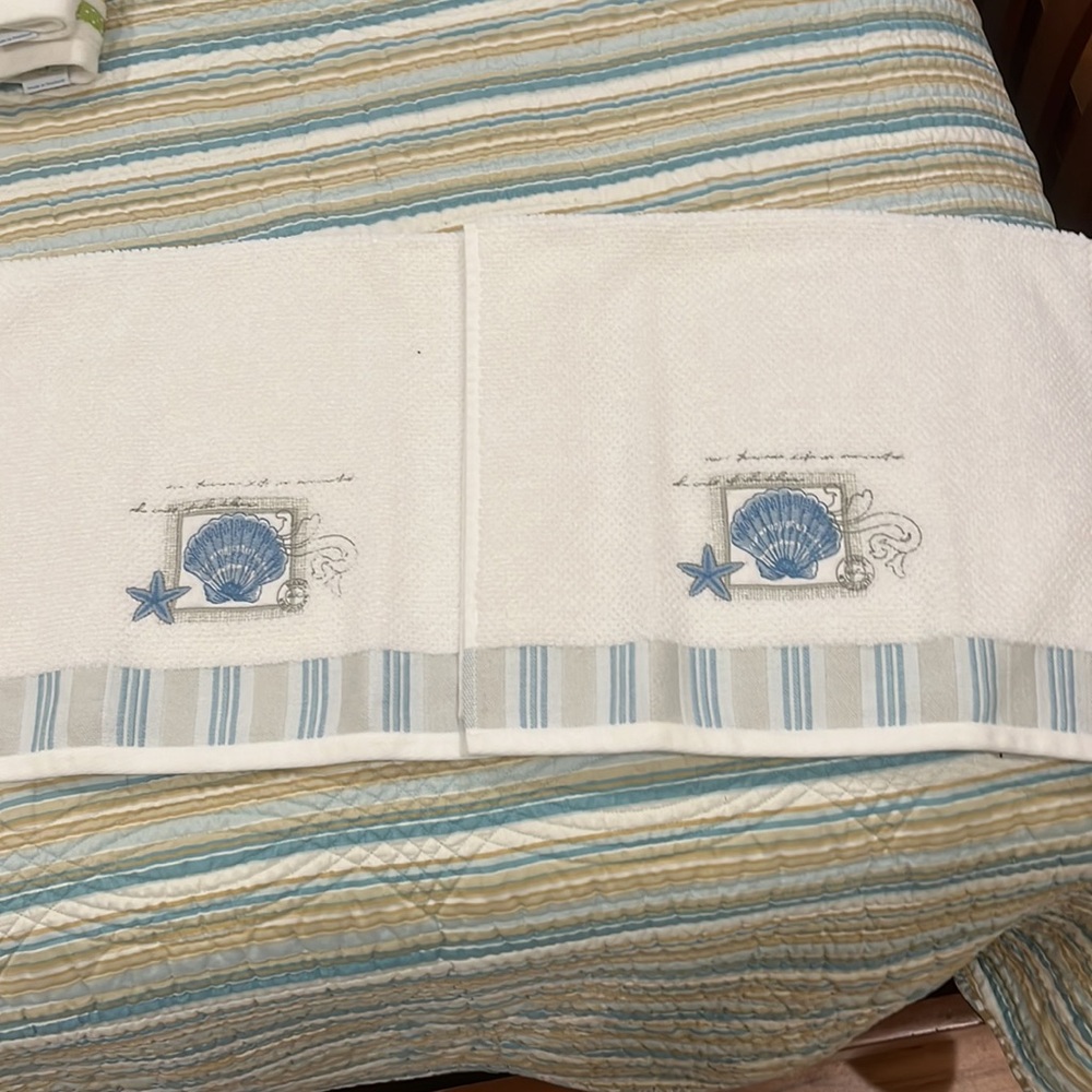 Shell hand towels - Picture 5 of 5